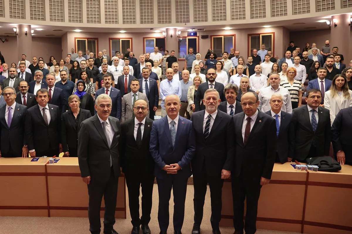 Bursa'da imzalanan protokolle mesleki eğitimde yeni dönem Öğrenciler işletmelerde uygulamalı eğitim alacak