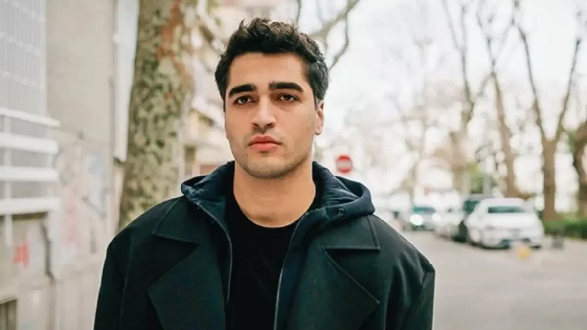 Mert Ramazan Demir in yeni partneri belli oldu! Güzel oyuncuyla başrolde 1