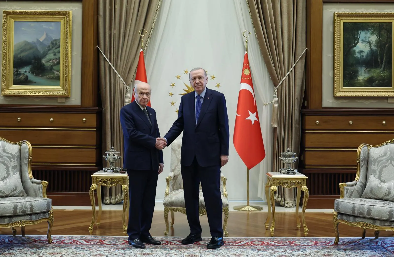 Erdoğan ve Bahçeli Külliye'de bir araya geldi