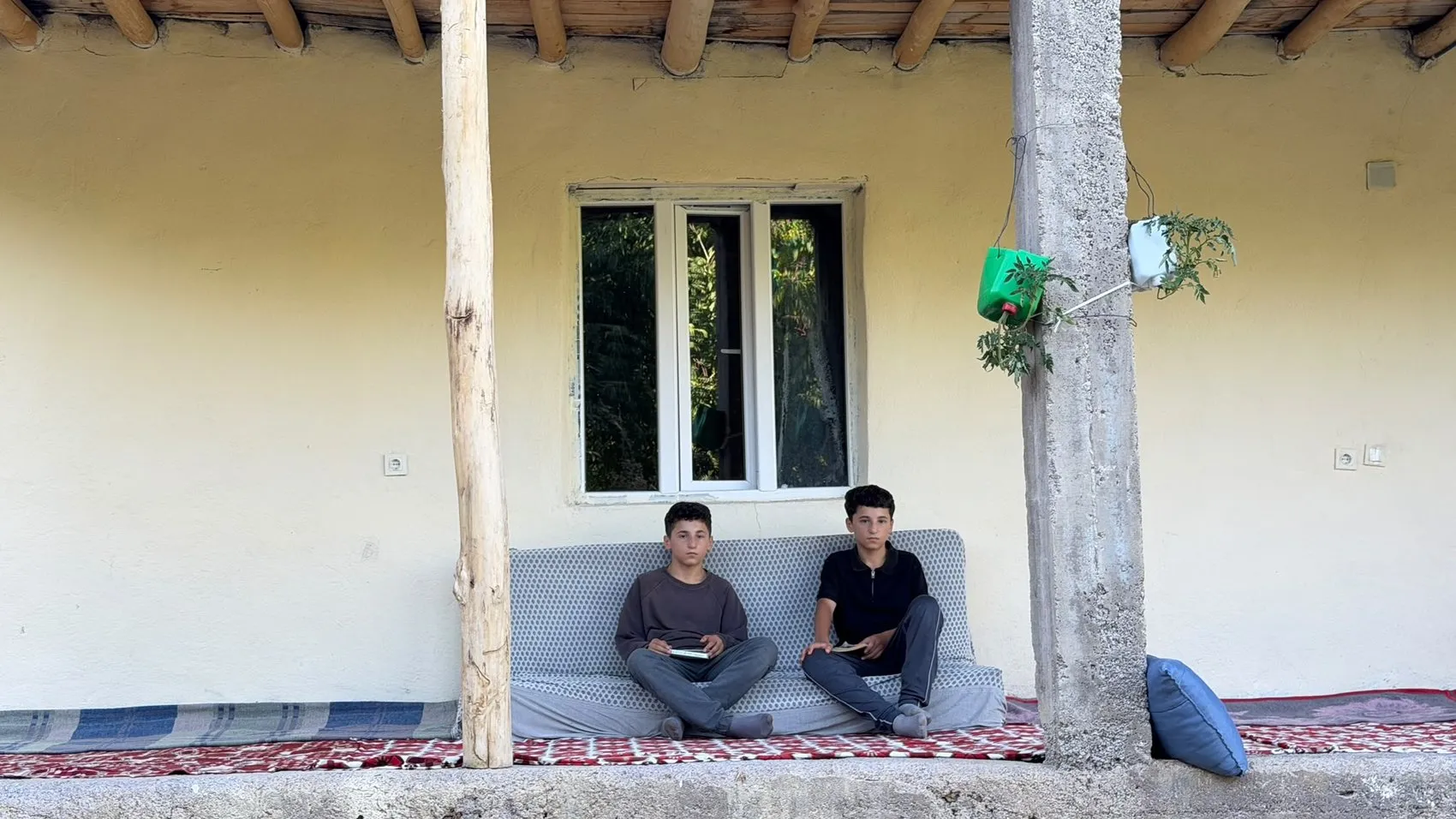 Yer minderinde Fen Lisesi başarısı