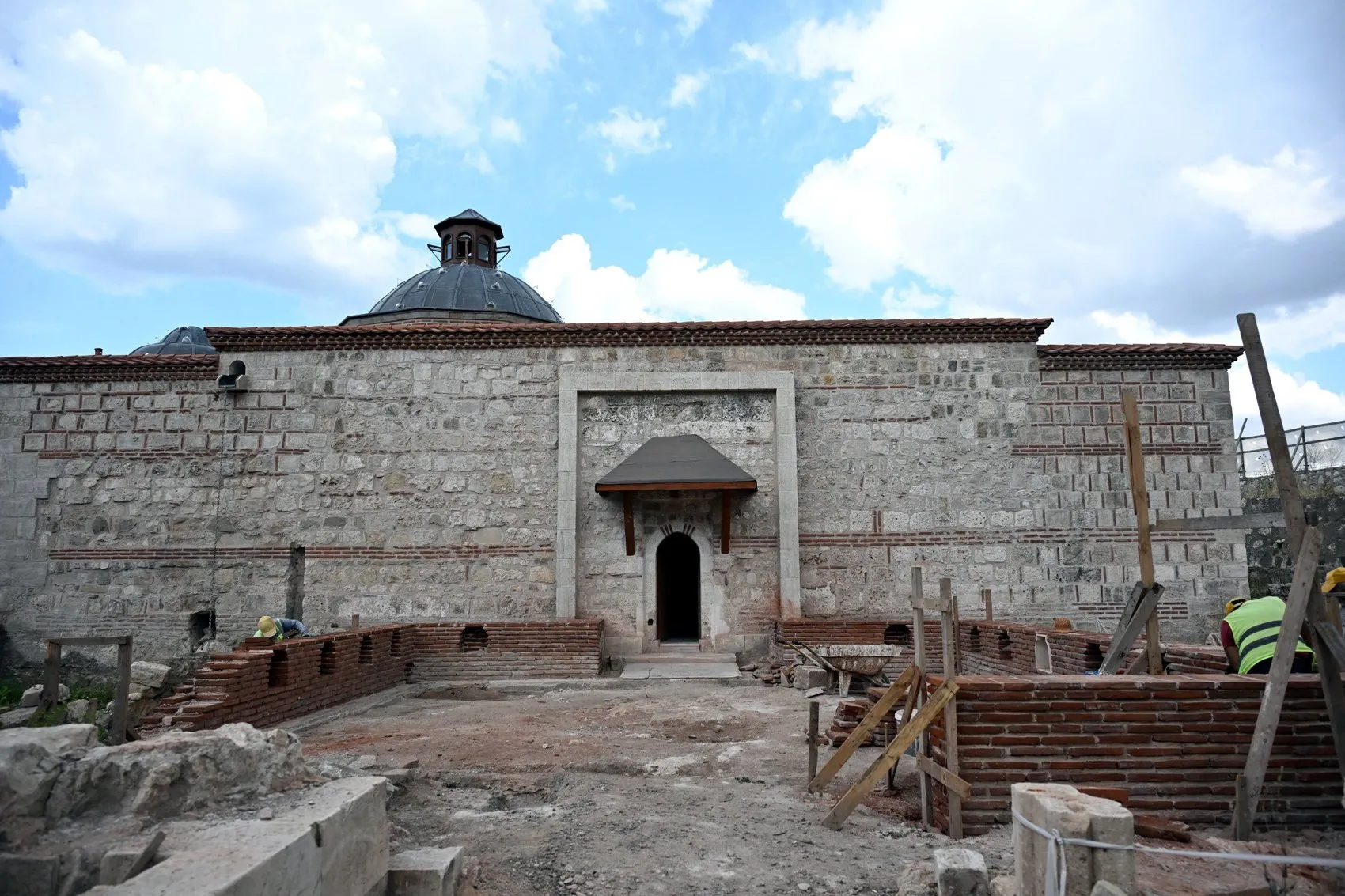 Edirne’nin tarihi hamamı harabe olmaktan kurtuluyor