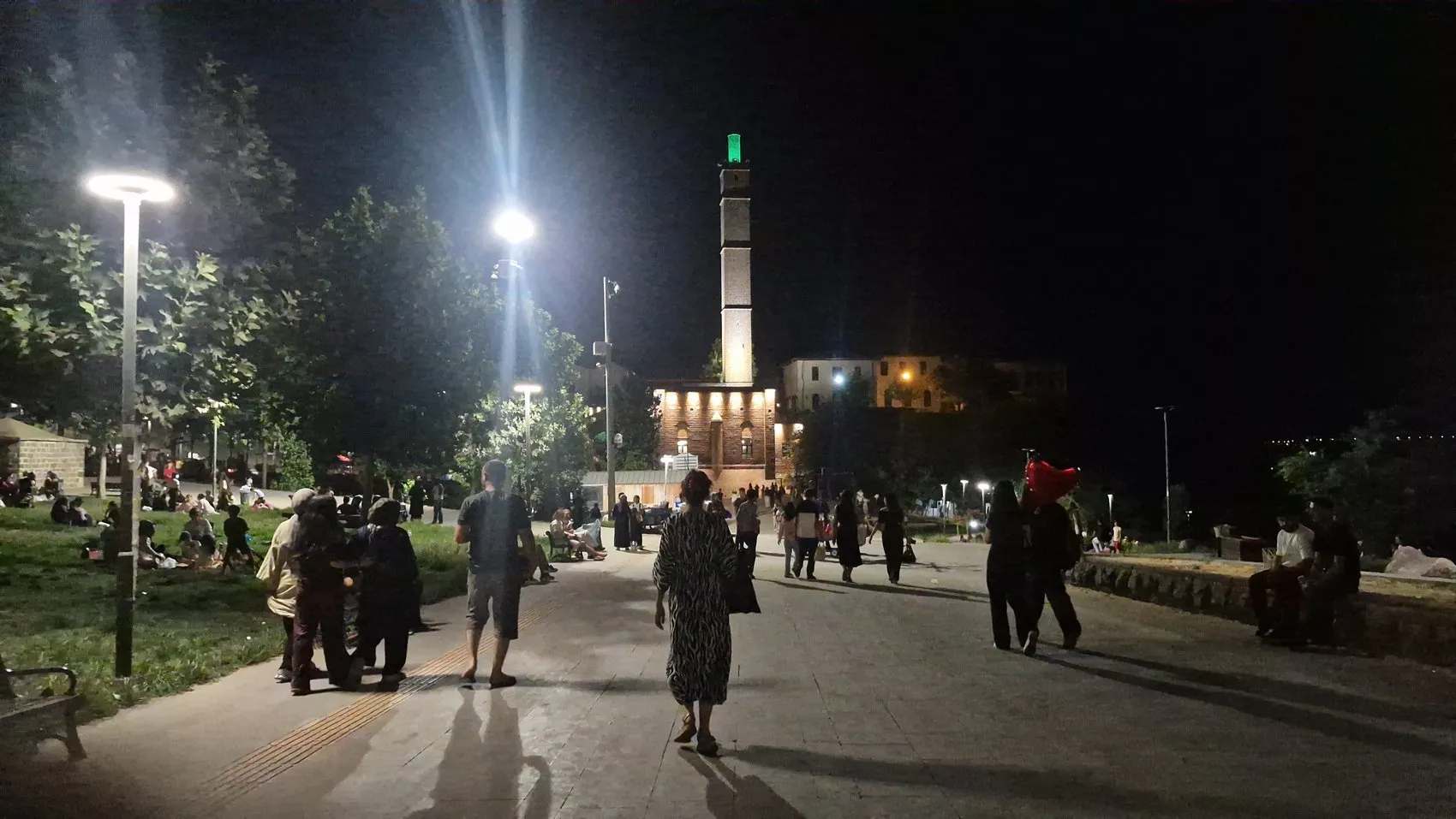 Diyarbakır nefes alamaz halde Termometreler 40 derecenin üzerinde