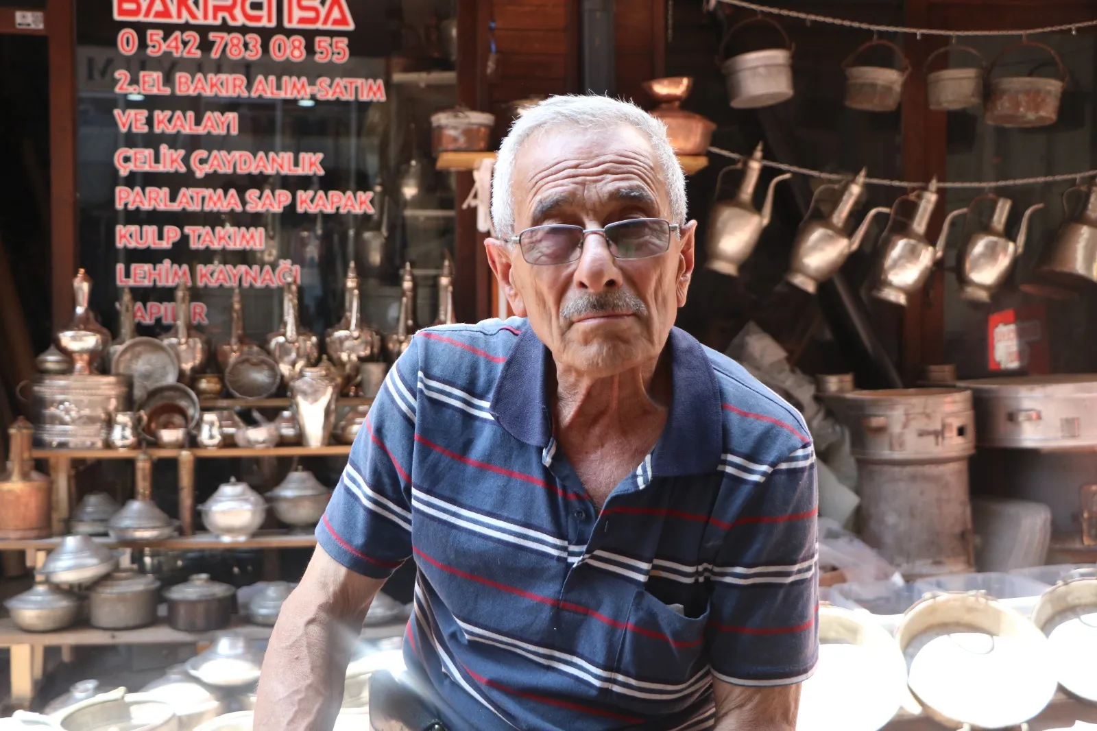 Bolu'nun son kalay ustası mesleğinin bittiğini söylüyor