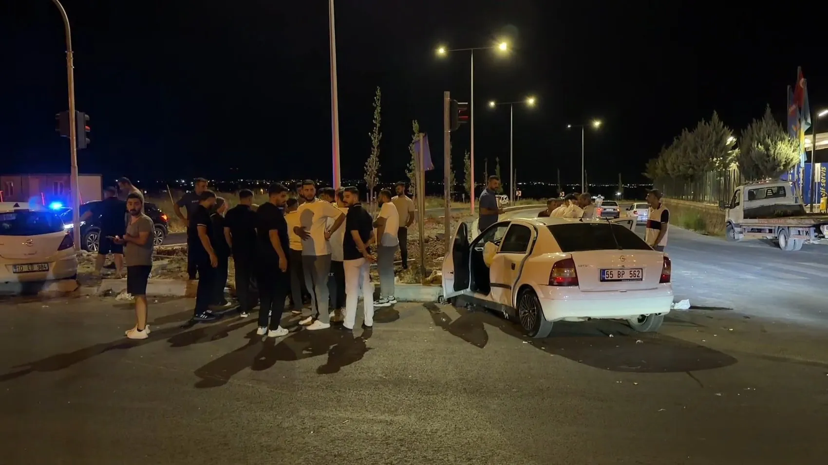 Diyarbakır'da kavşak kazası 7 yaralı