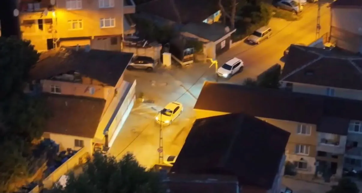 Kurye çantasına saklanmış uyuşturucu operasyonu