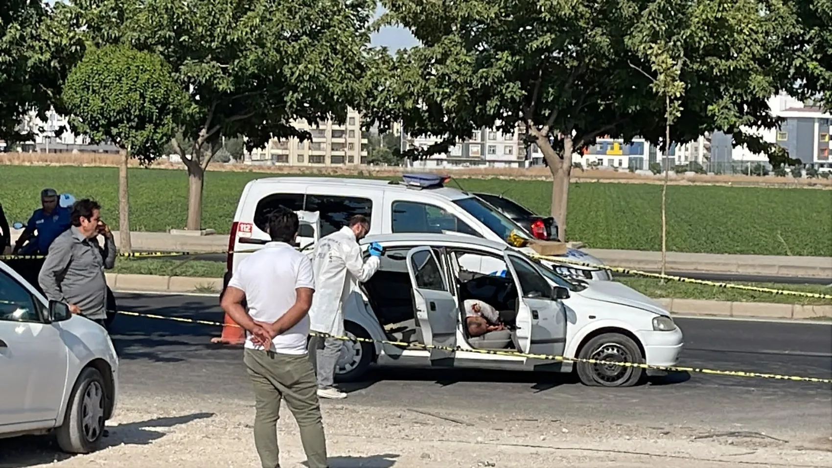 Şanlıurfa'da trafik ışıklarında infaz Bir ölü iki yaralı