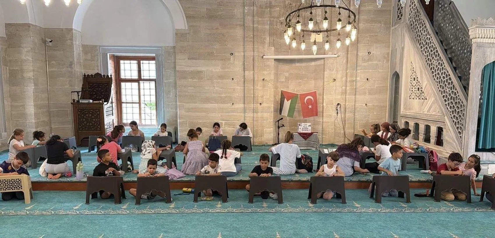 Tekirdağlı miniklerden Filistin için anlamlı destek