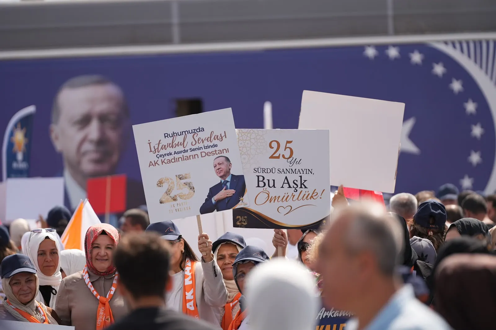 AK Parti’nin çeyrek asır kutlaması için Ankara yolunda büyük hareketlilik