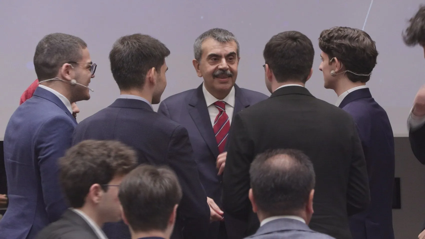Sınav sisteminde değişiklik var mı? Bakan Tekin son noktayı koydu?