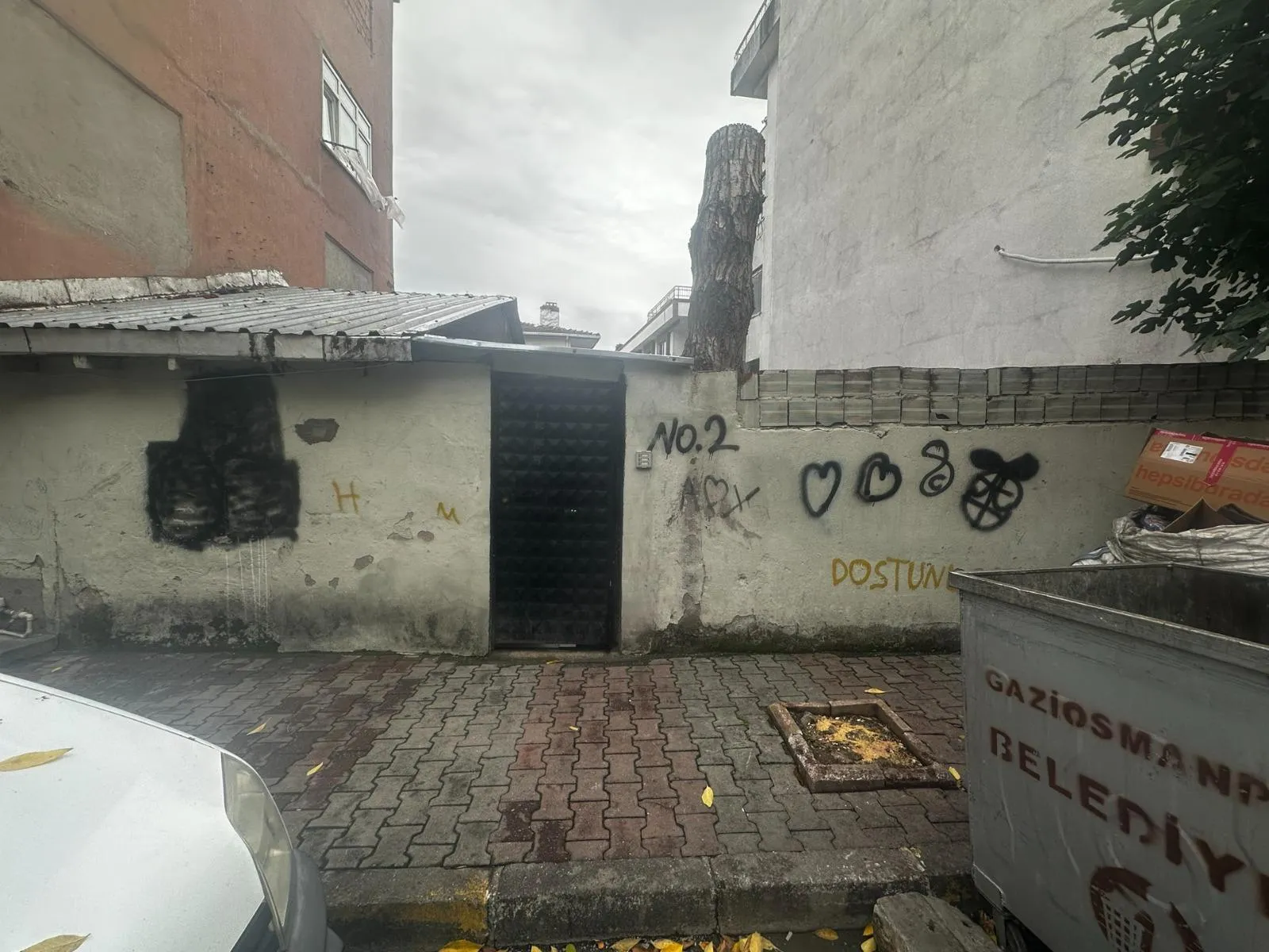 Kızını istediği aile dostuna 200 gram altın kaptırdı, alacağını isterken cezaevine girdi