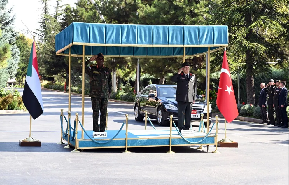 Sudan Genelkurmay Başkanı Ankara’da askeri törenle karşılandı