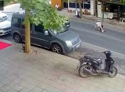 Çorlu'da korkunç kaza Yaya metrelerce savruldu