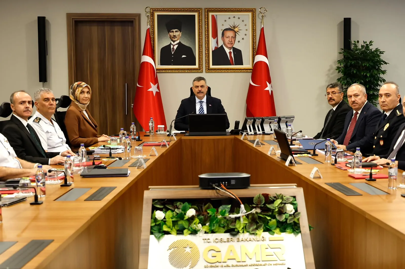 İçişleri Bakanlığı suç örgütlerine karşı yeni bir dönem başlatıyor