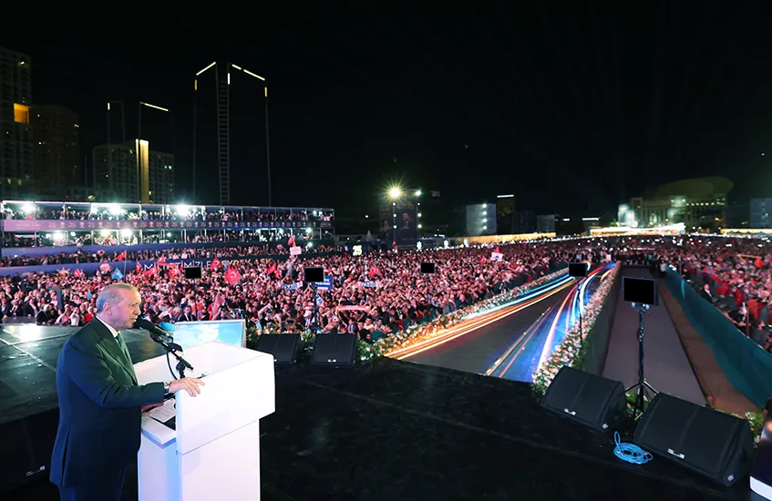 AK Parti 25 yaşında Erdoğan yeni dönemin mesajını verdi