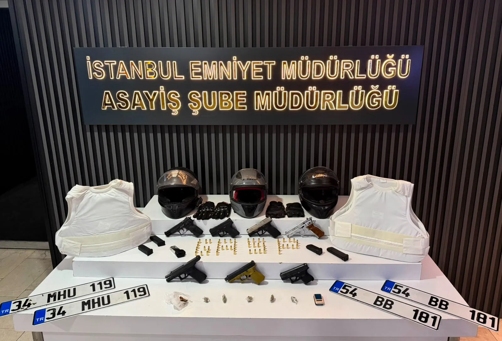 İstanbul merkezli dev suç örgütü operasyonunda 32 kişi yakalandı