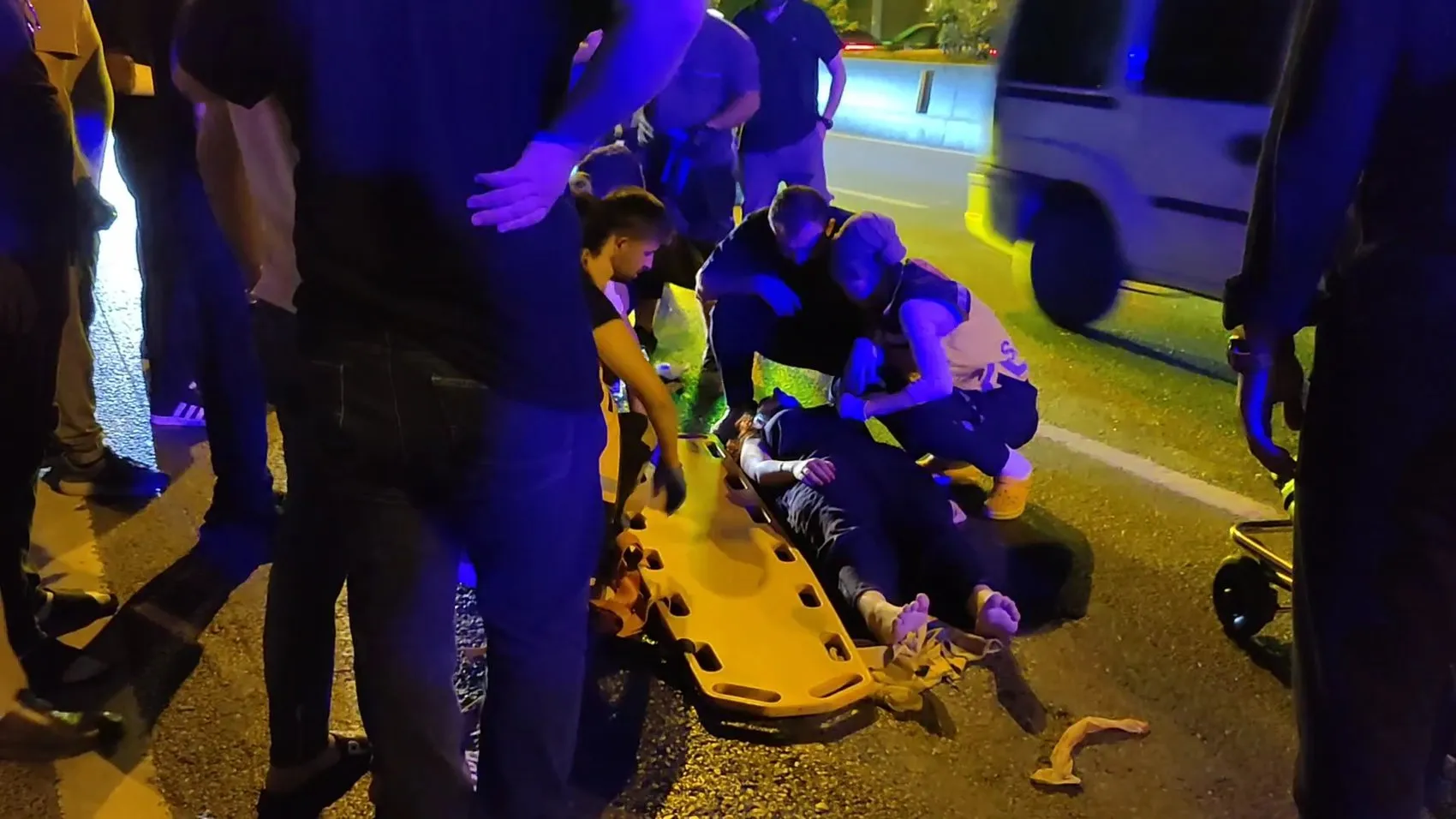 Bağcılar’da gece yarısı motosiklet kazası 2 kişi yaralandı