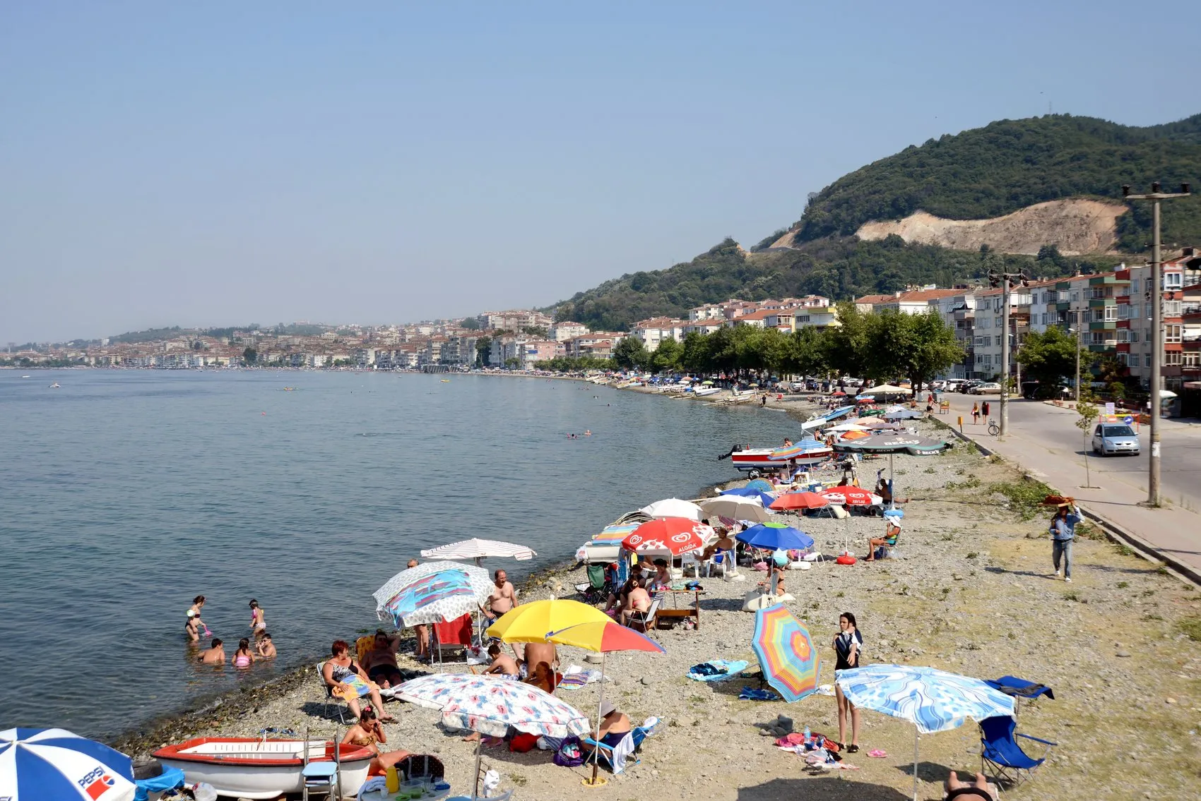 Denizi ve yakınlığıyla tatilcinin gözdesi Çınarcık'ta yüzde 90 doluluk