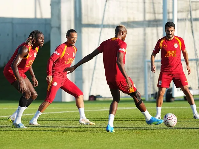 Galatasaray Erzurumspor maçı için taktik çalışmalara odaklandı