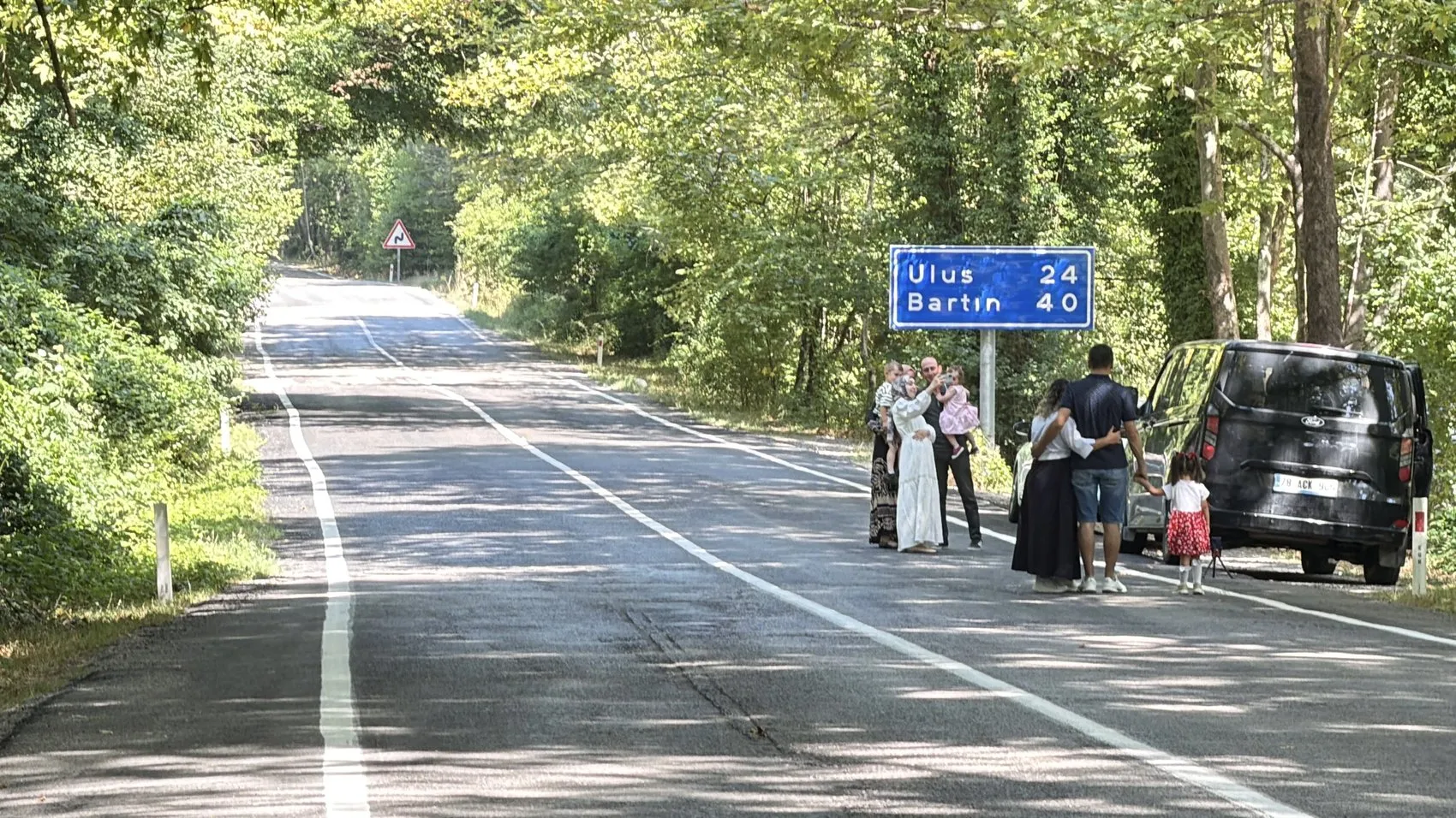 Bartın'da doğanın oluşturduğu o meşhur ağaç tünel yolu