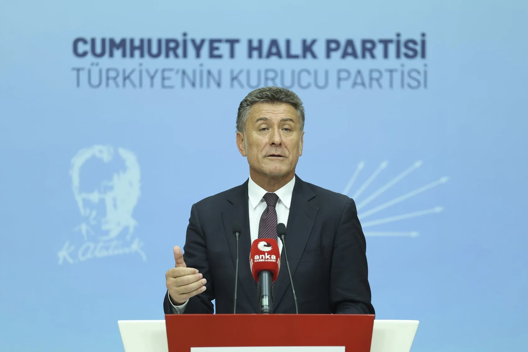 Domatesin tozunu bahane edip ürünü almıyorlar, CHP'den çiftçiye destek sözü