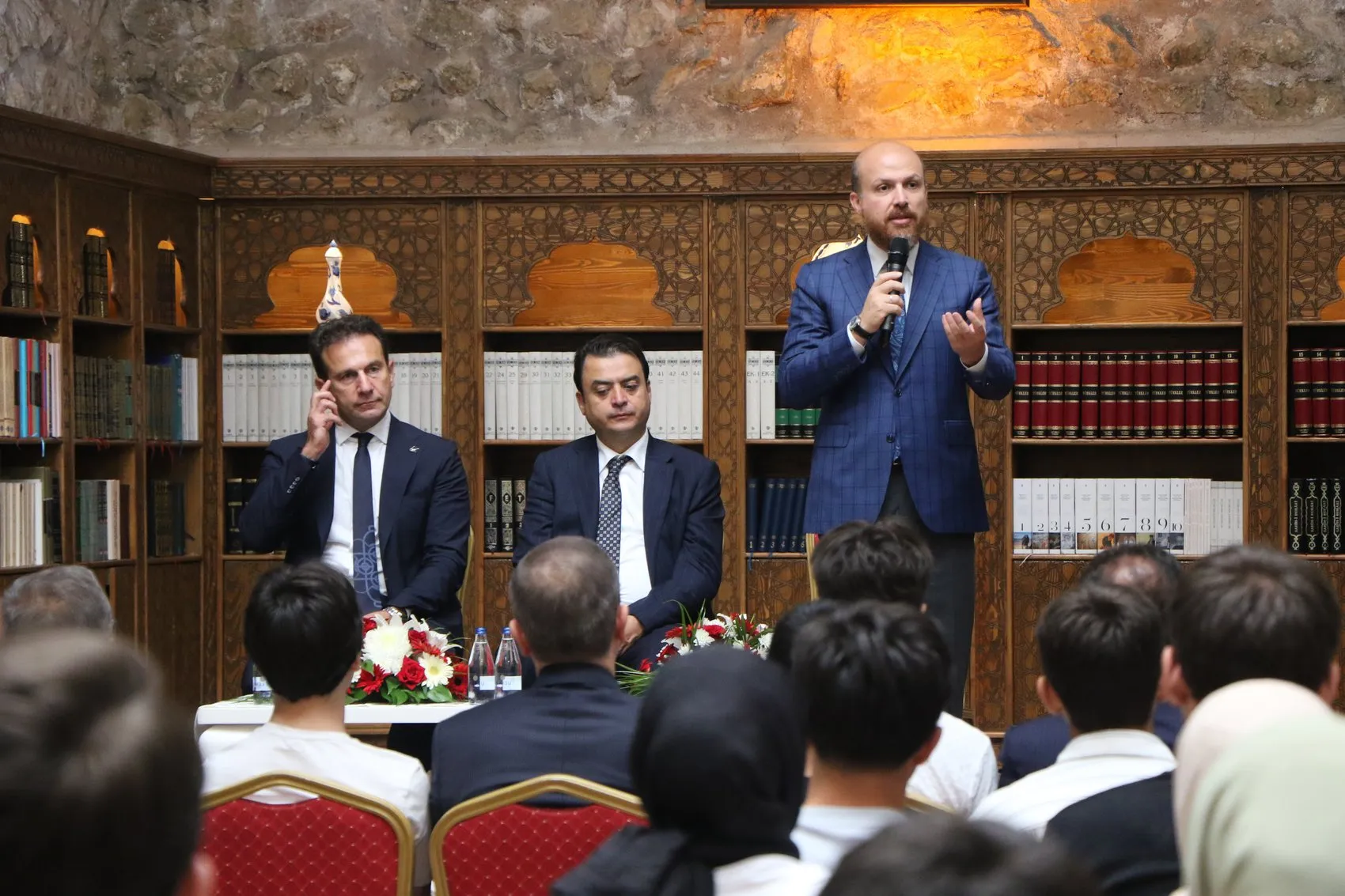 Bilal Erdoğan gençlere tarih bilincini ve geleceği anlattı