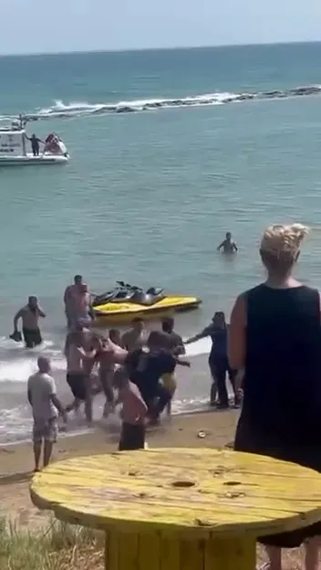 Akıntıya kapılan genç Yumurtalık'ta hayatını kaybetti