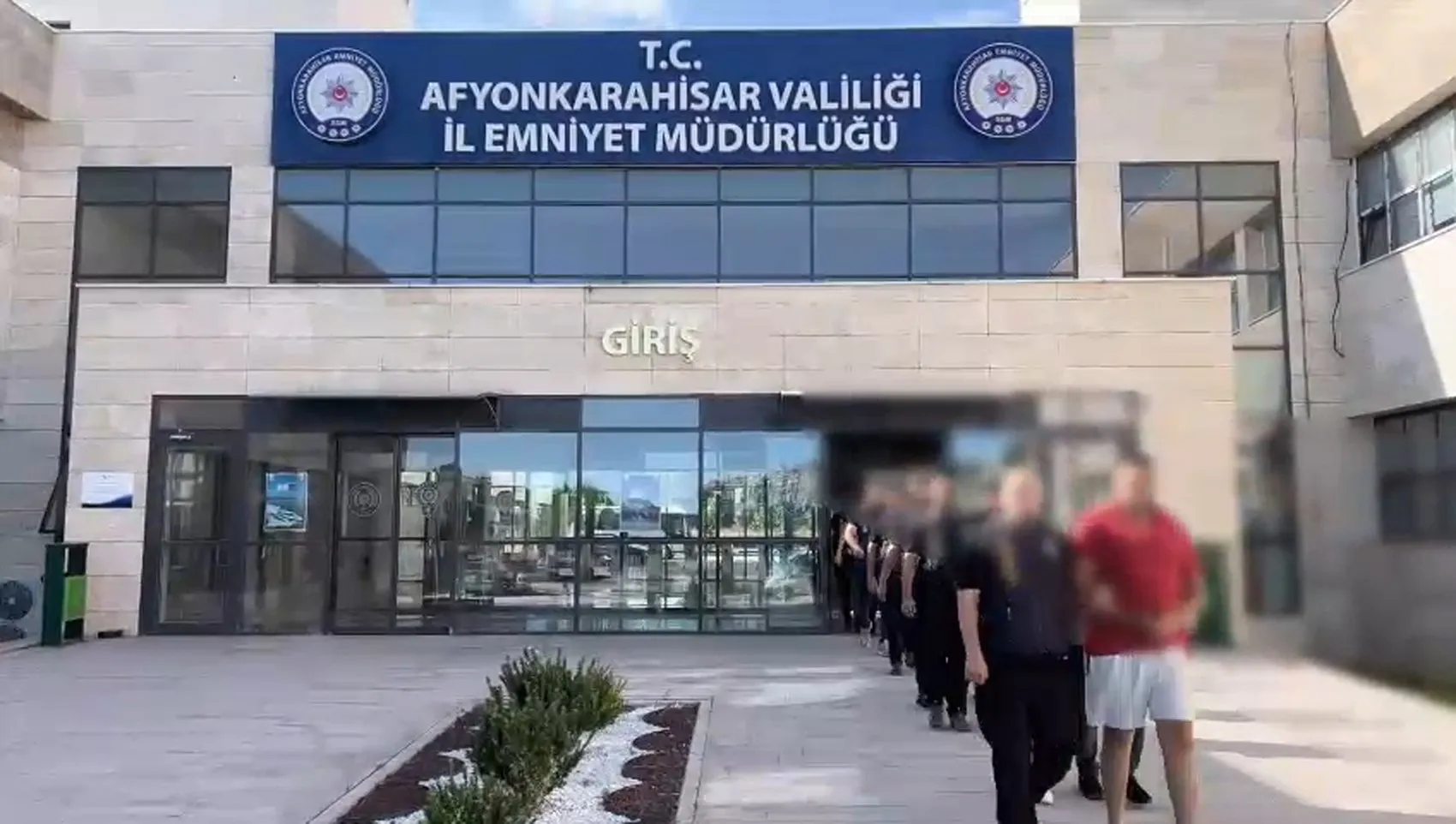 Afyon merkezli sanal bahis çetesine 1.2 milyarlık darbe