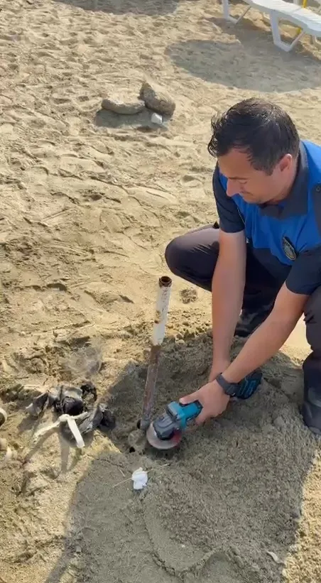 Erdek plajlarında zincirli yer tutma dönemine zabıta son verdi
