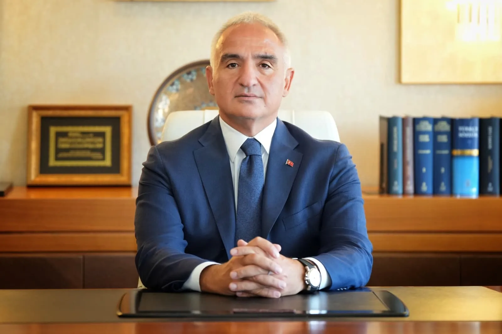Ani'de Mevlid Kandili müjdesi Selçuklu mezar taşında Hz. Muhammed yazısı