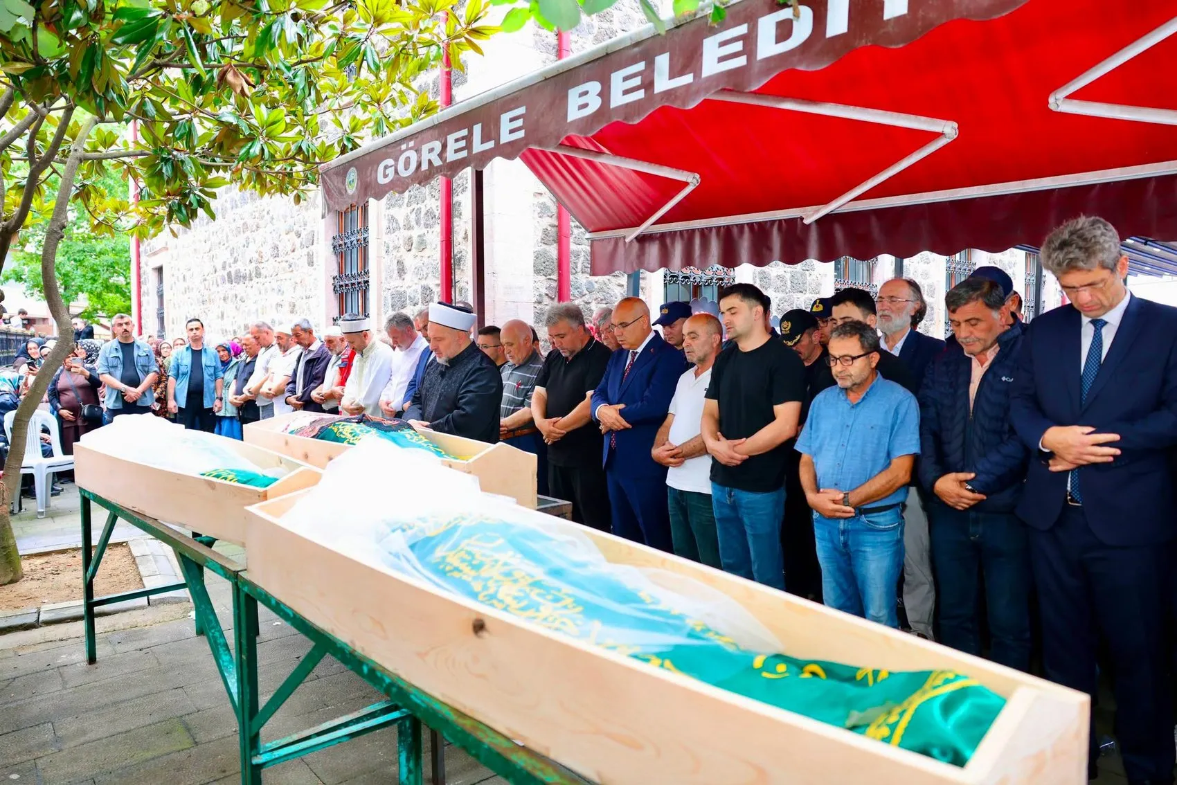 Giresun’da dere felaketi sonrası üç kişilik aile toprağa verildi