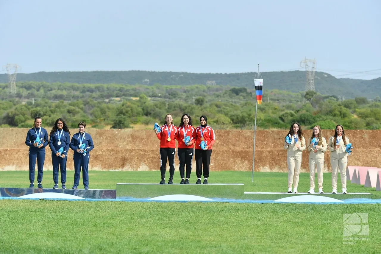İzmirli okçunun İtalya çıkarması: Kürsüden inmedi