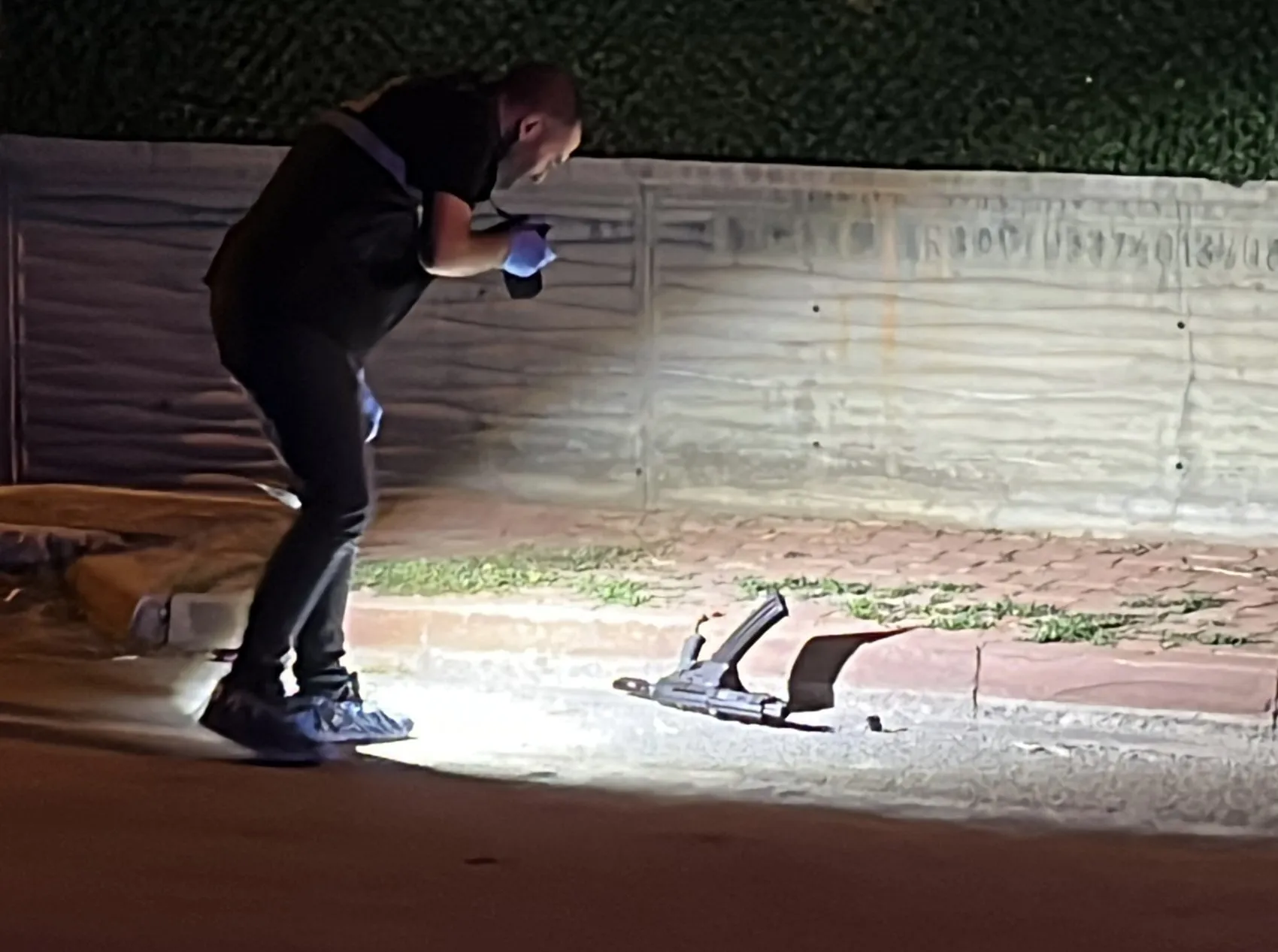 Kayseri'de piknik dönüşü dehşeti Yoldan geçen çift vuruldu