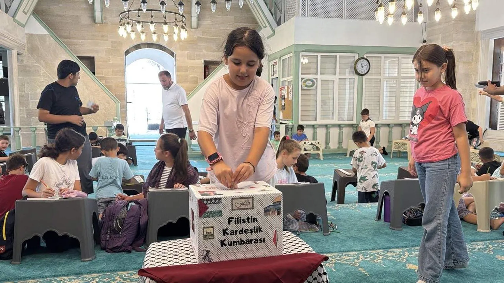 Tekirdağlı miniklerden Filistin için anlamlı destek