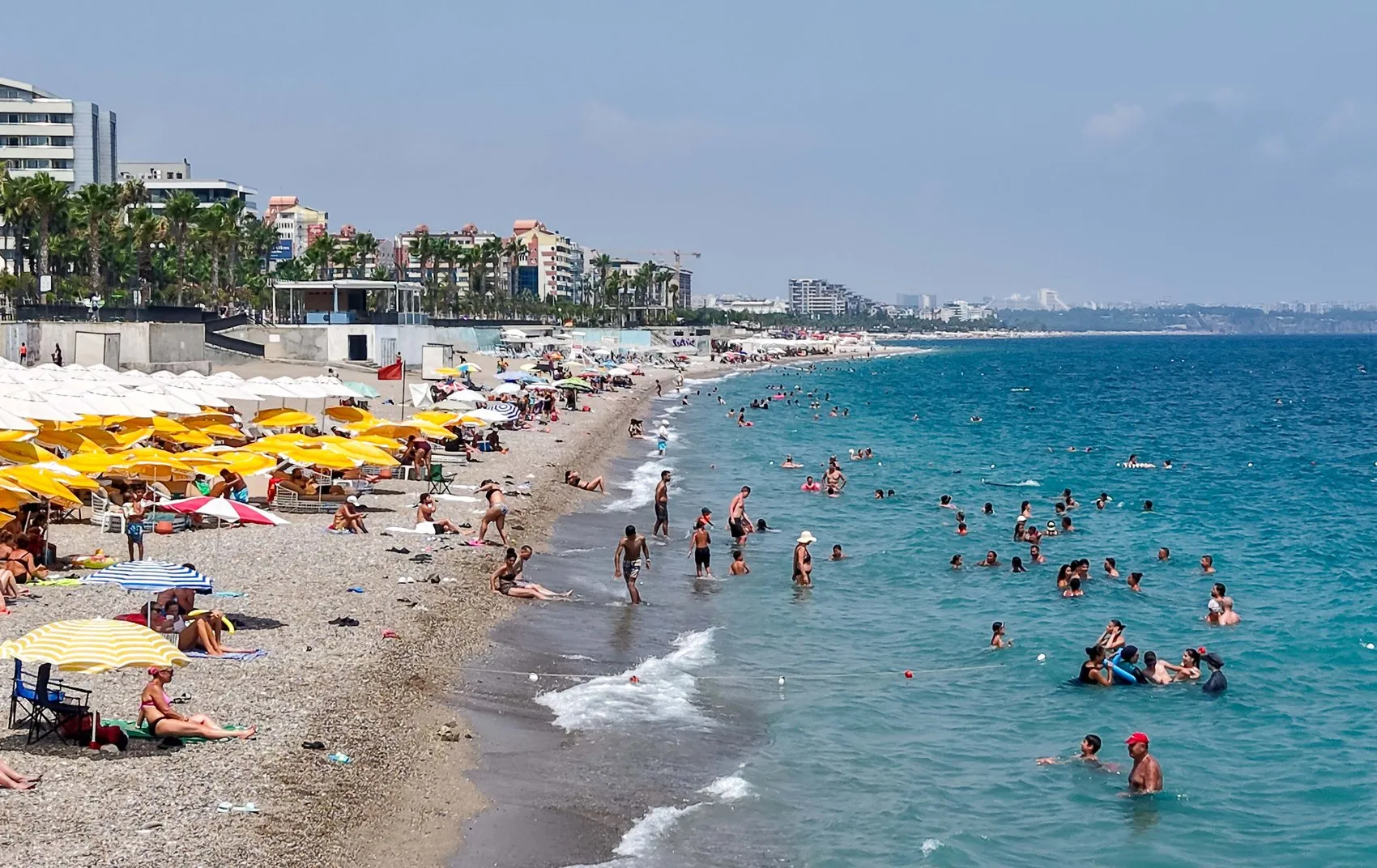 Antalya nemle kavruluyor