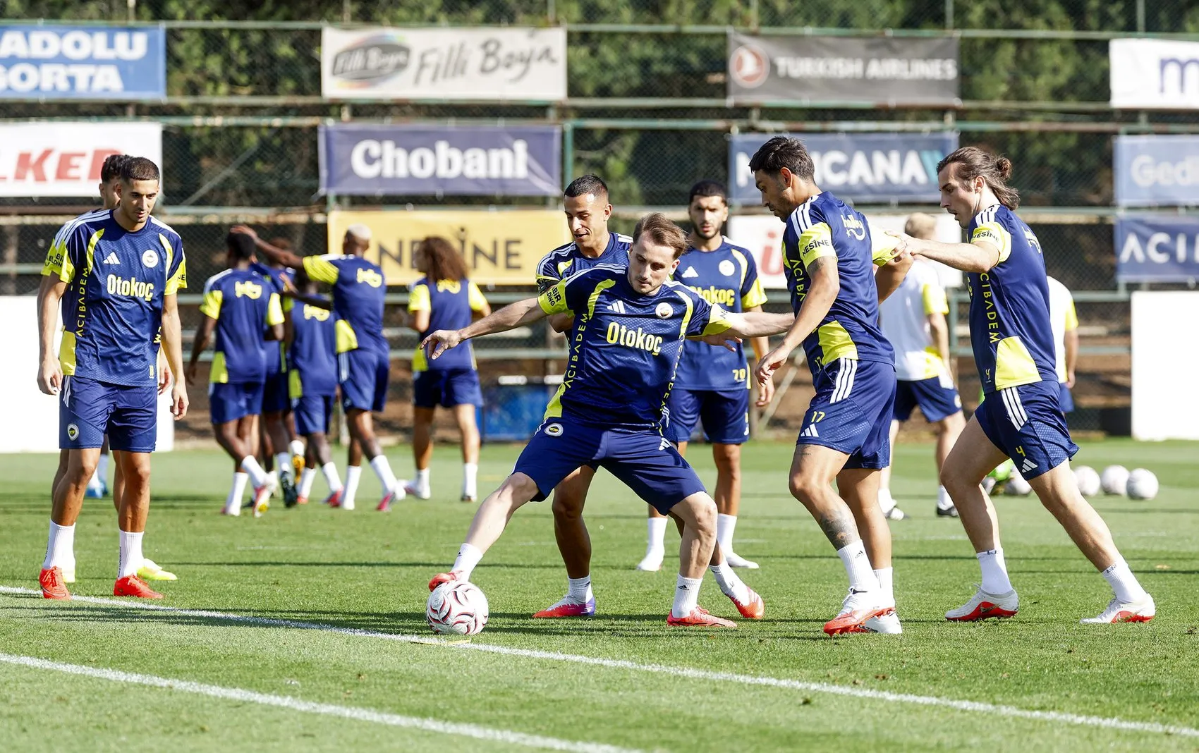 Fenerbahçe yeni sezonun ilk sınavı için Ankara yolcusu