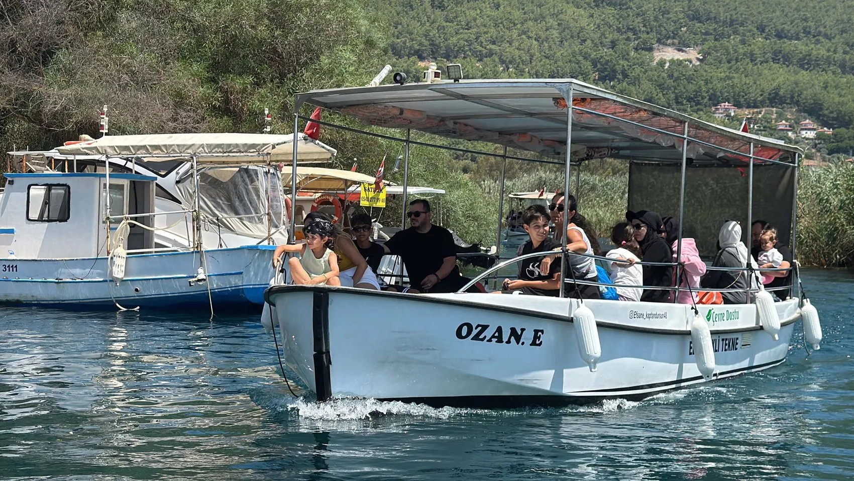 Akyaka Kadın Azmağı doğal akvaryum olarak büyülüyor