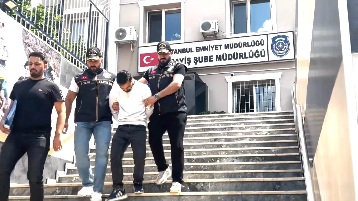 Kağıthane'deki cinayetin detayları Eşini öldürüp soğukkanlılıkla sohbet etmiş