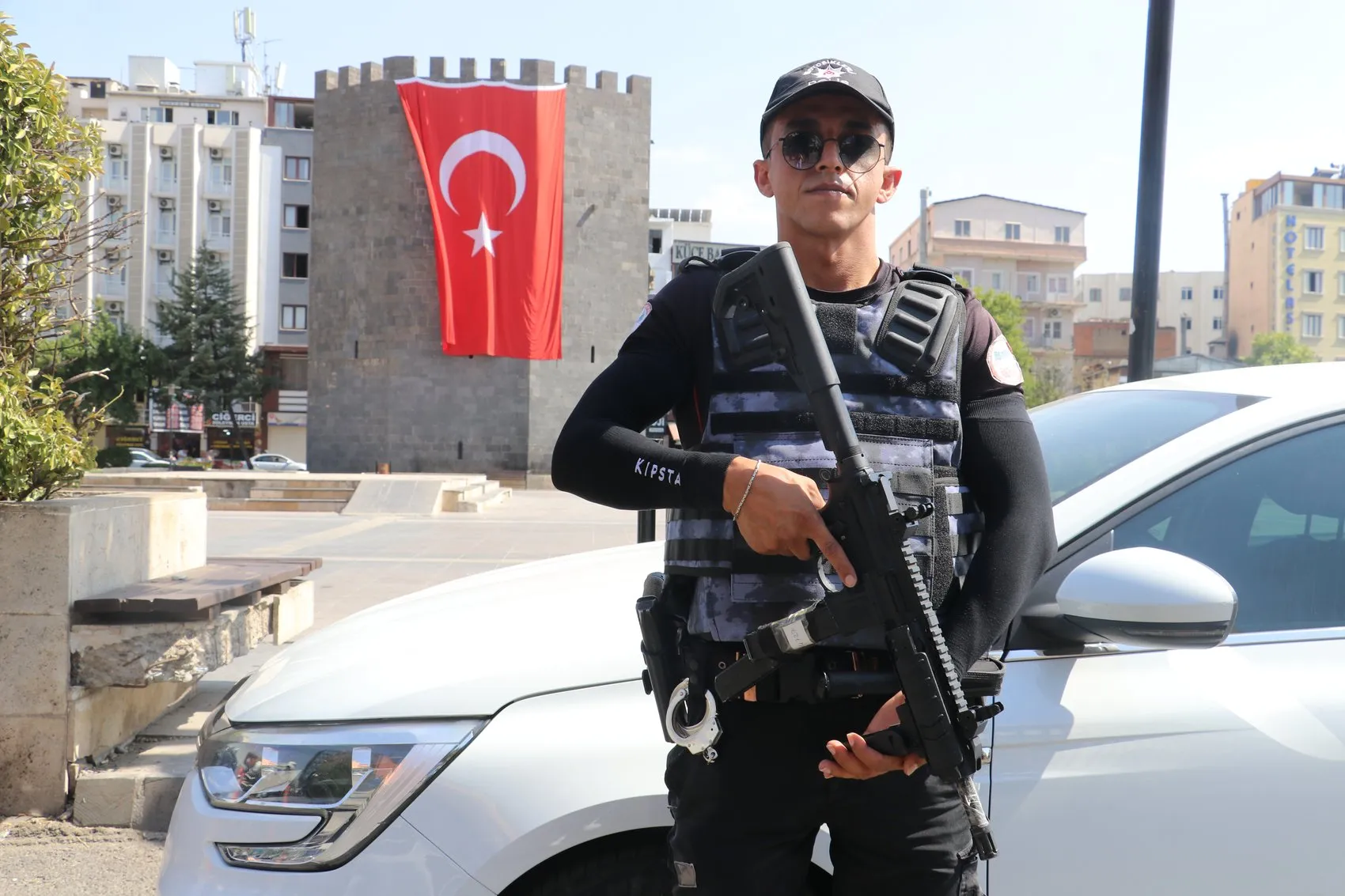 Diyarbakır sokaklarında Yunus timleri 4 dakikada olay yerine ulaşıyor