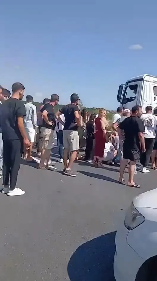 TEM Otoyolu'nda motosiklet kazası 1 ölü 1 yaralı