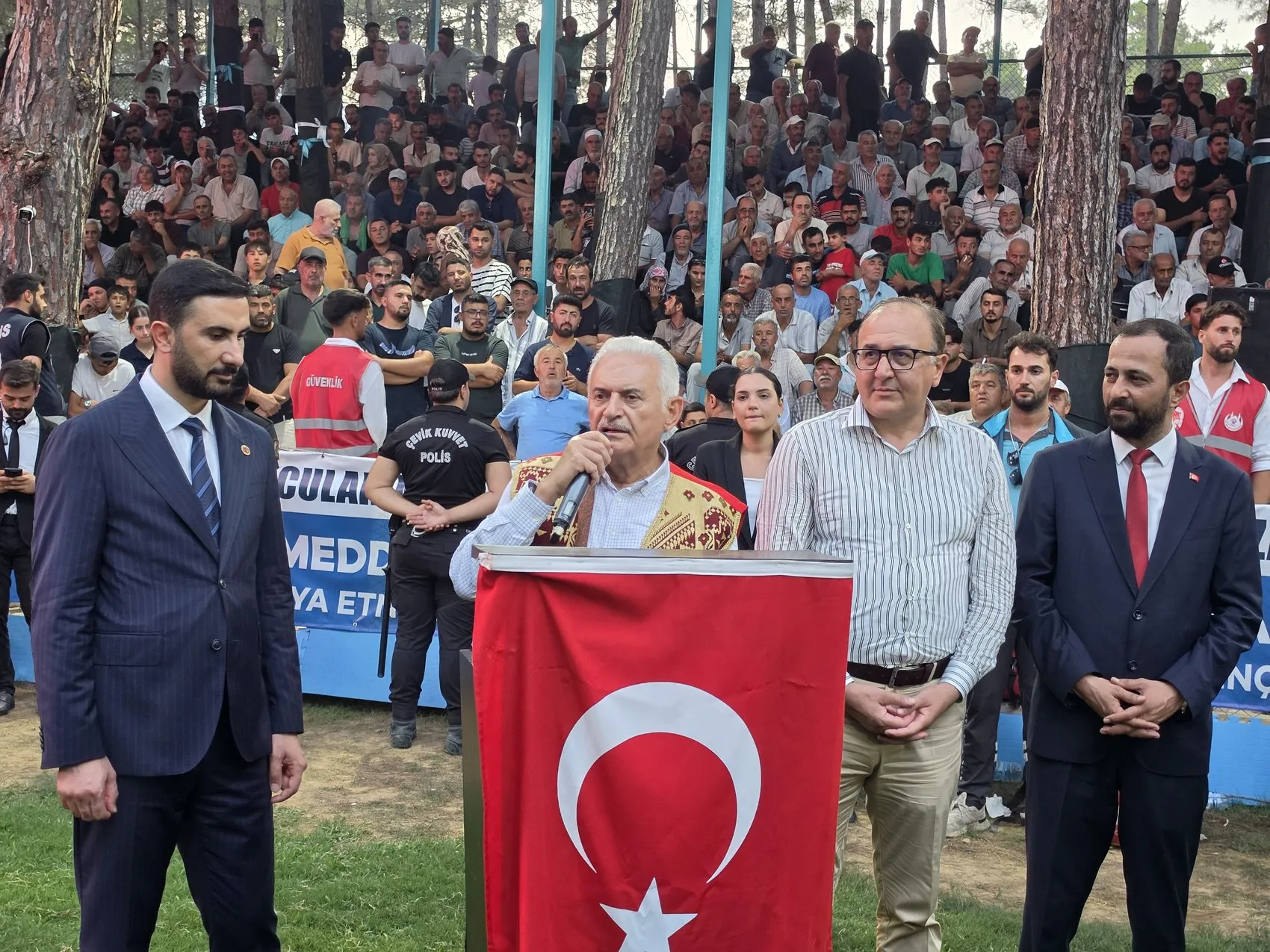 Yayladağı’nda ata sporuyla Türk dünyası buluşması