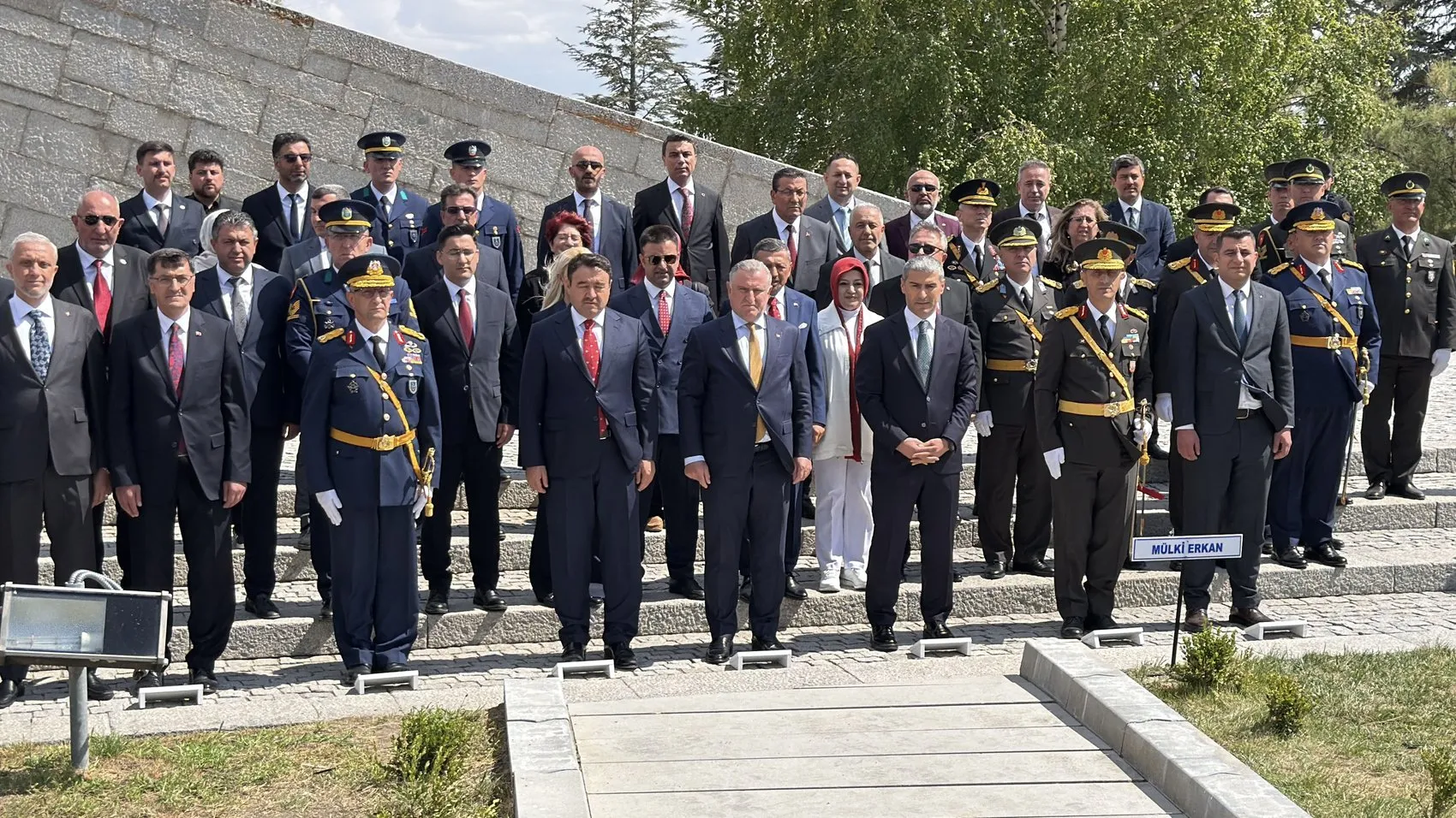 Dumlupınar'da 30 Ağustos coşkusu: Türk milleti esaret kabul etmez mesajı