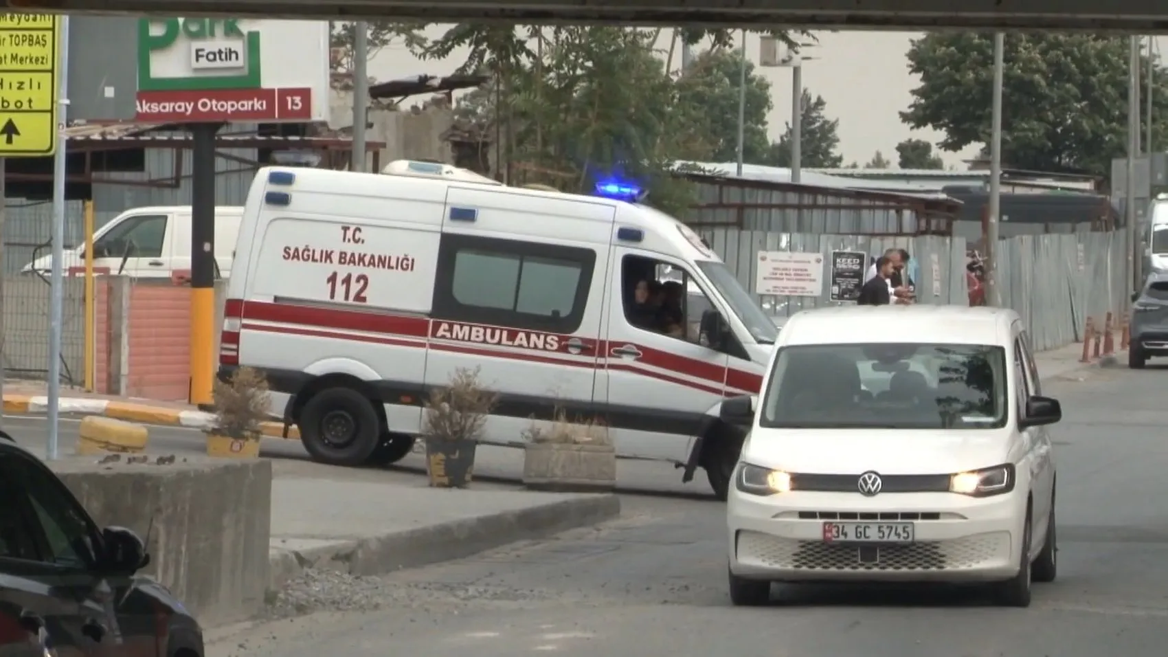 Fatih’te görevli trafik polisine bıçaklı saldırı girişimi