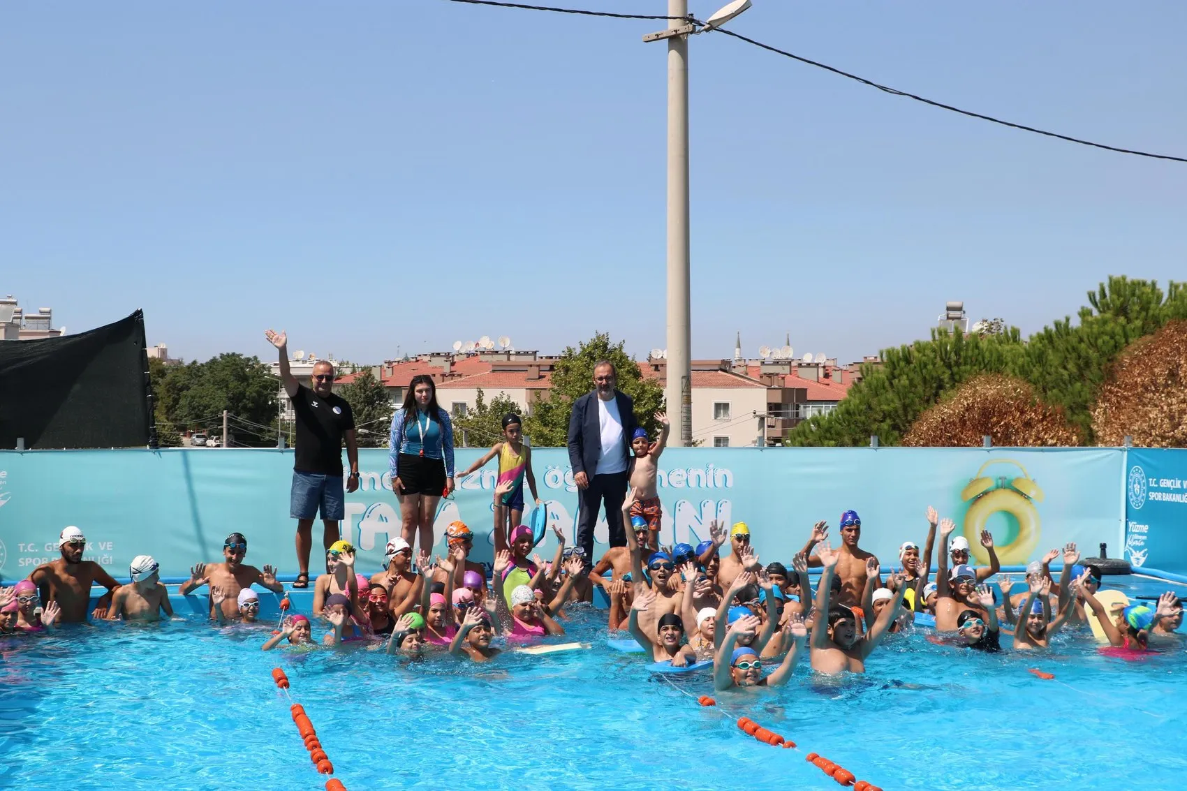 İzmirli çocuklara yüzme eğitimi müjdesi