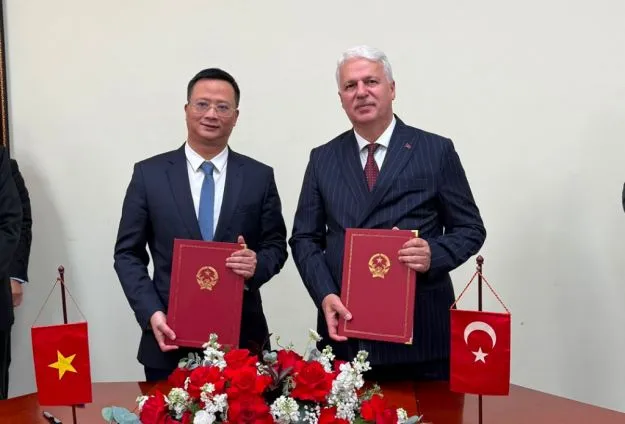 Türkiye ve Vietnam arasında uçuş trafiği hızlanıyor