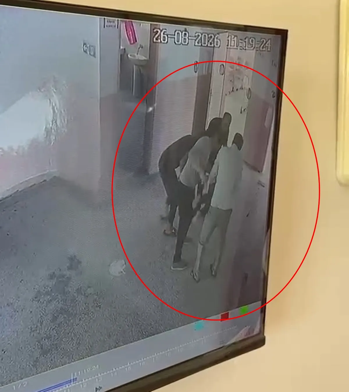 Müdürün 30 saniyelik müdahalesi 5 yaşındaki çocuğu ölümden döndürdü
