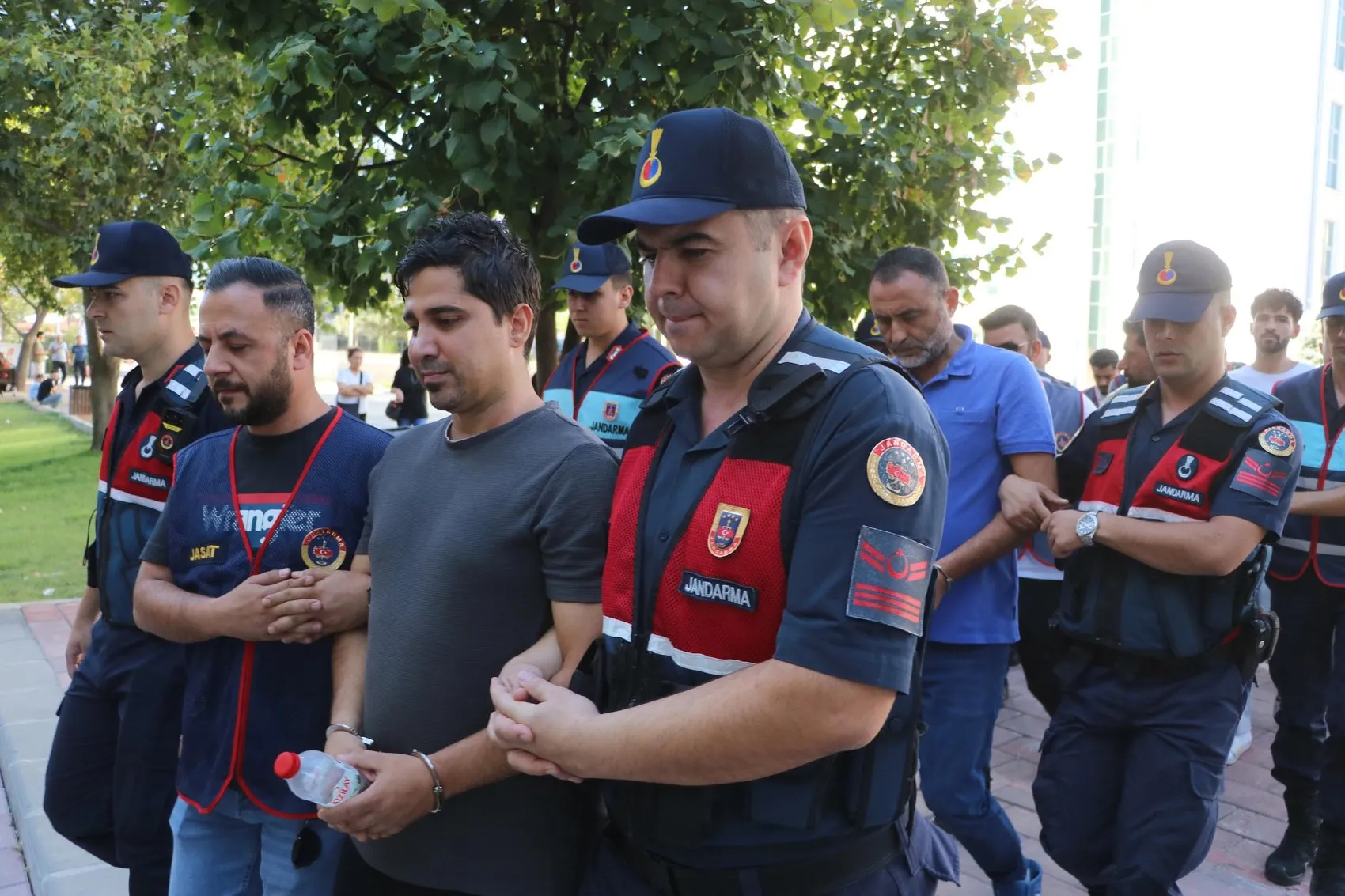 Denizli'de dehşet 2 kişiyi kaçırıp çıplak fotoğraflarını çektiler, 3 milyon lira haraç aldılar