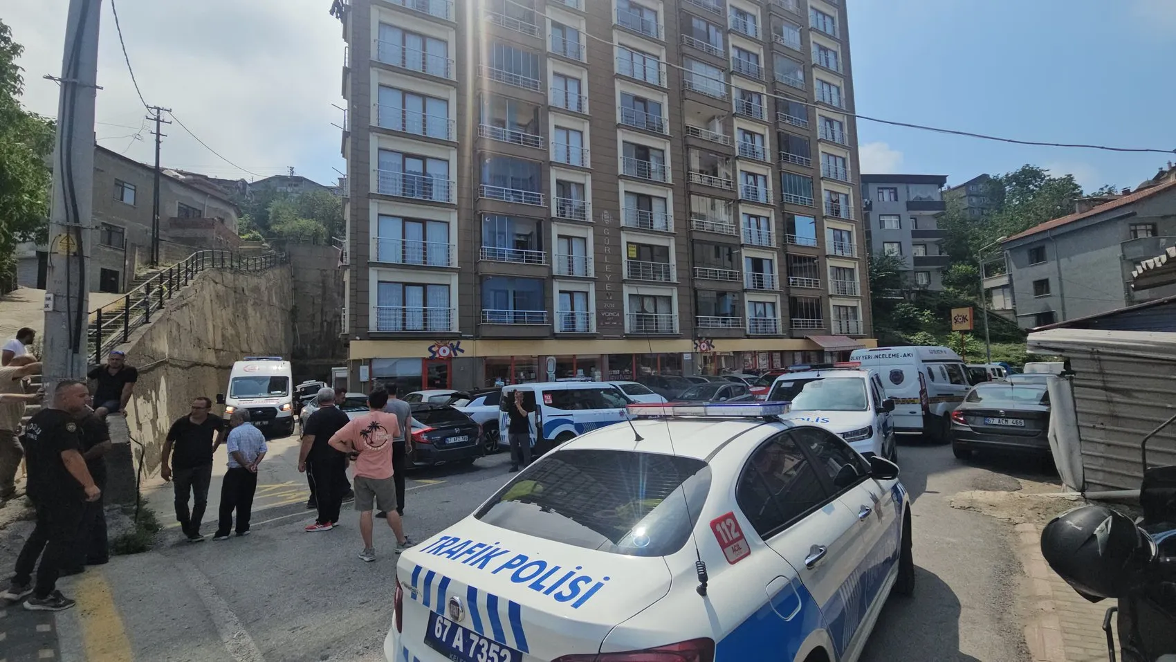 Kozlu’da genç adam evinde ölü bulundu