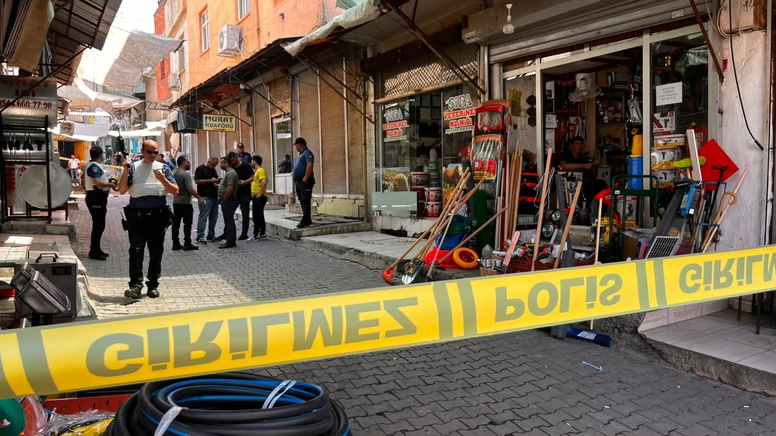 Siirt'te sokak ortasında silahlı hesaplaşma