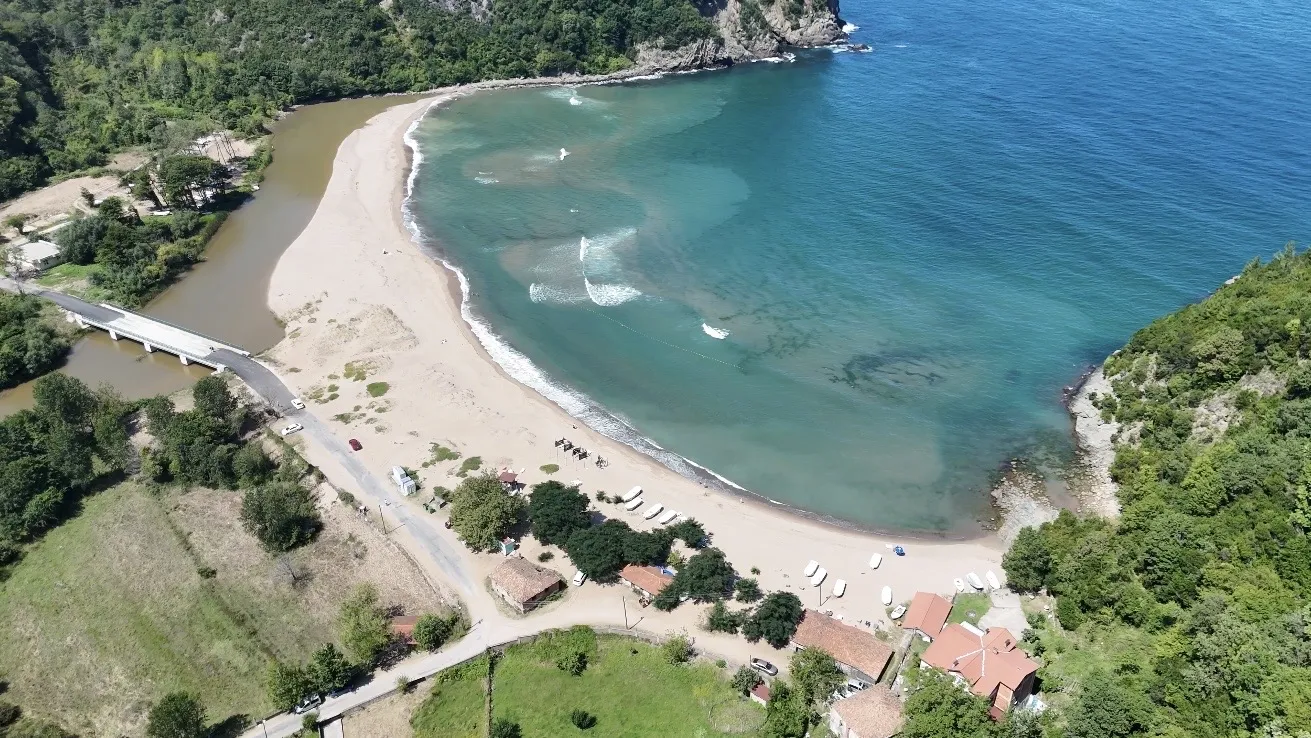 Amasra'nın saklı cenneti Göçkündemirci Plajı havadan böyle görüntülendi