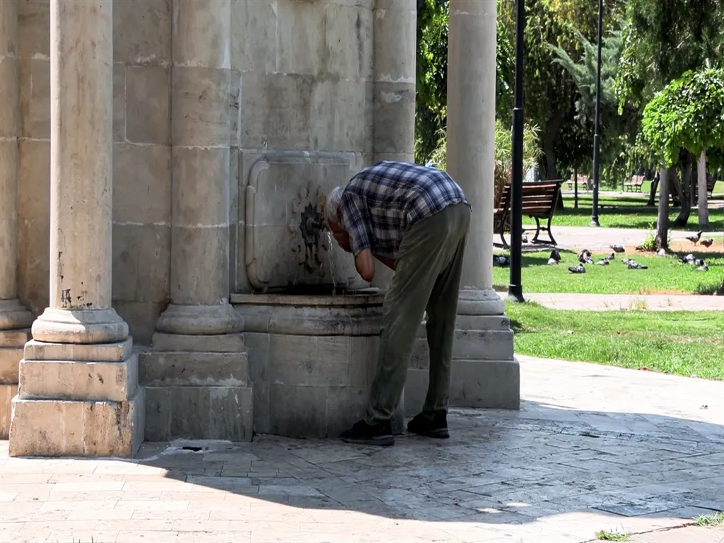 Aşırı sıcaklar nefes yollarını tıkadı